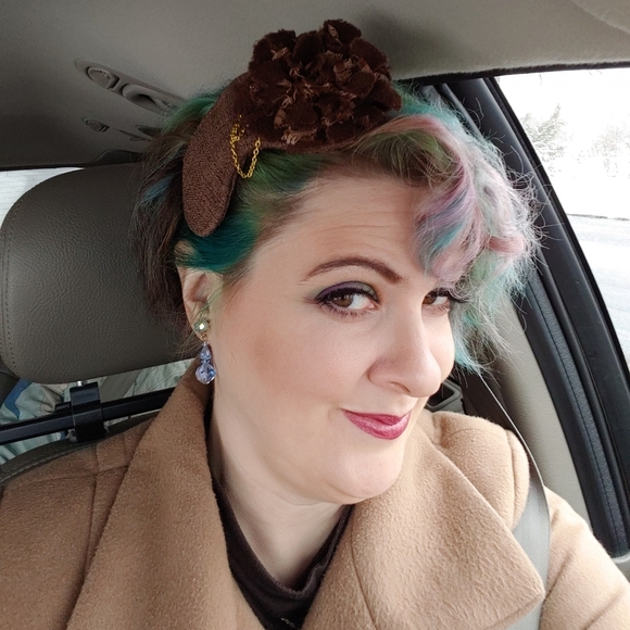 Meet your Posher, Keri - Picture 3 of 5